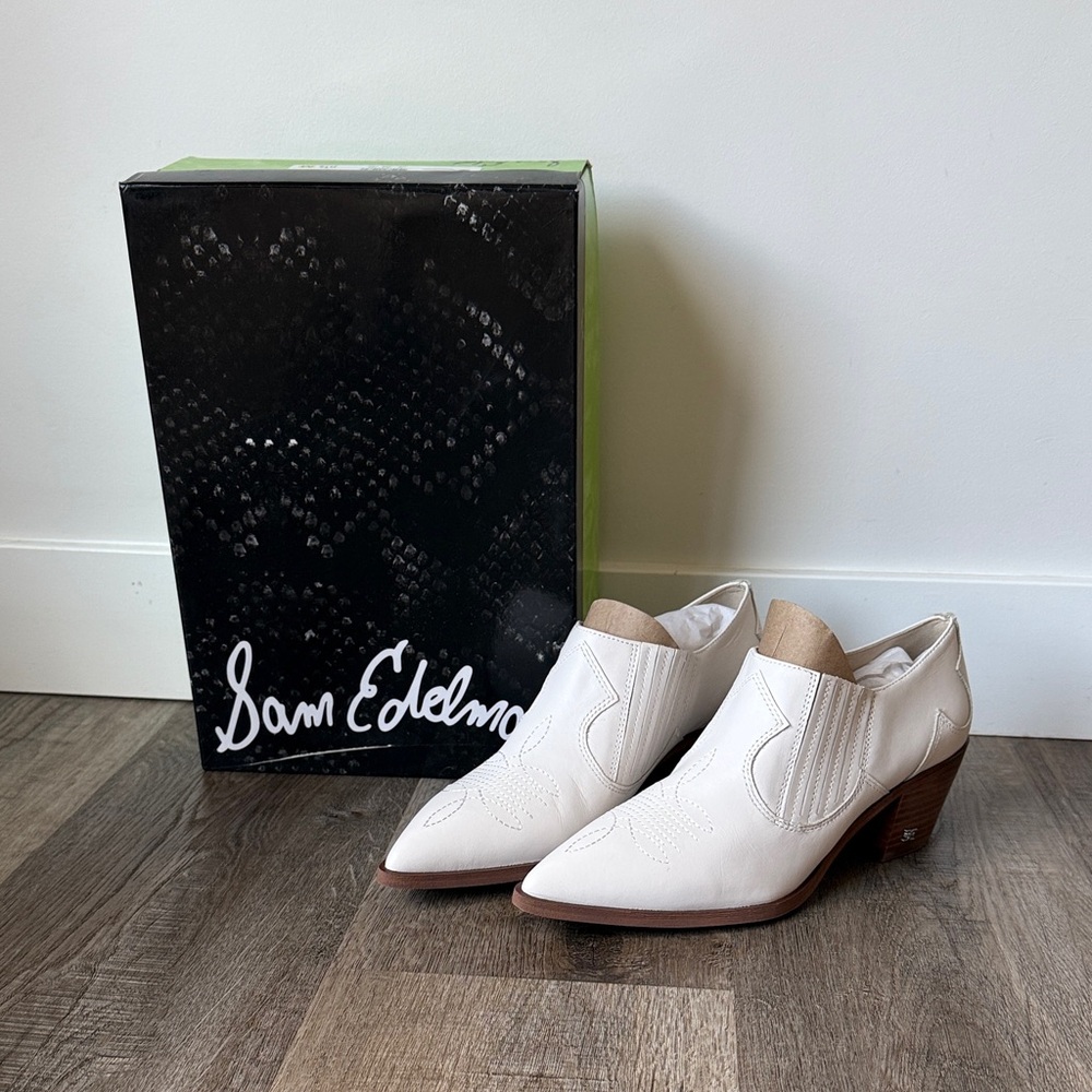 NWT Sam Edelman “Roy” White Western Ankle Booties